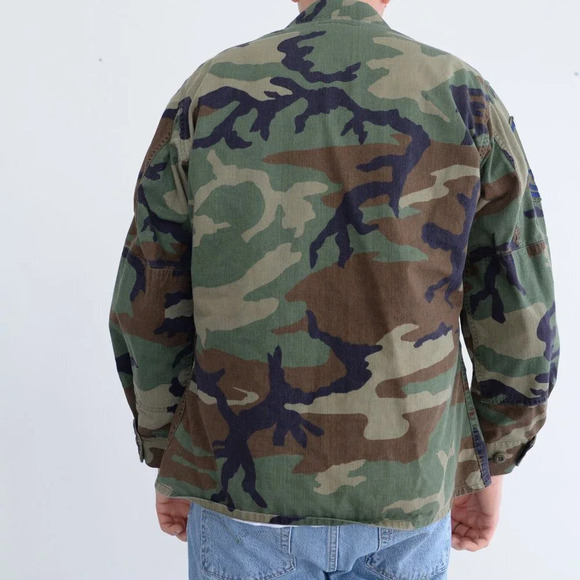Authentic  U.S. Air Forces in Europe Green Black Brown Camo Button Up Jacket - Picture 4 of 13
